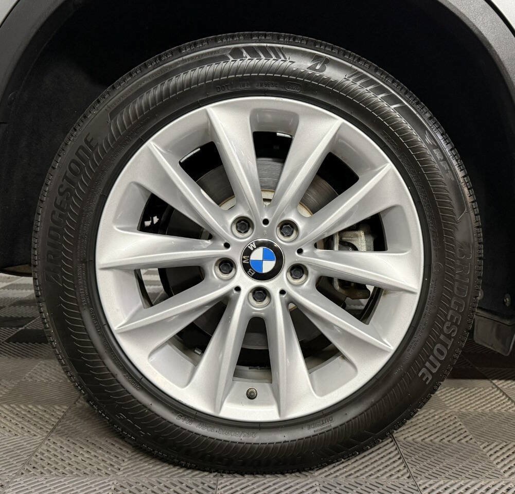 Used 2016 BMW X3 xDrive28i w/ Premium Package AWD/4WD image 23