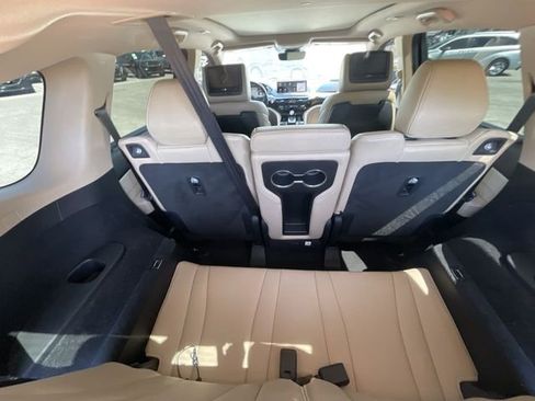 Used 2022 Acura MDX SH-AWD w/ Technology Package image 32