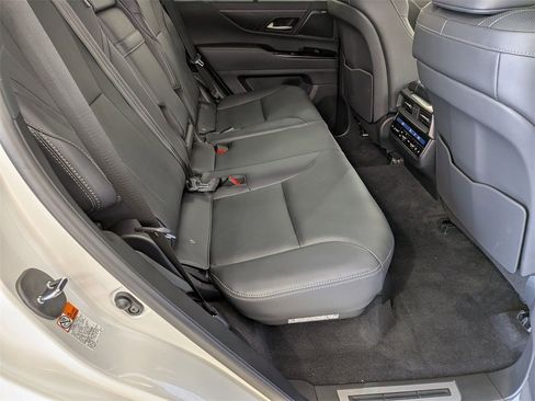 New 2025 Lexus LX 600 4WD w/ Premium Package image 40