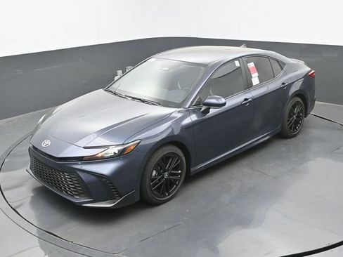 New 2026 Toyota Camry SE w/ Convenience Package image 30