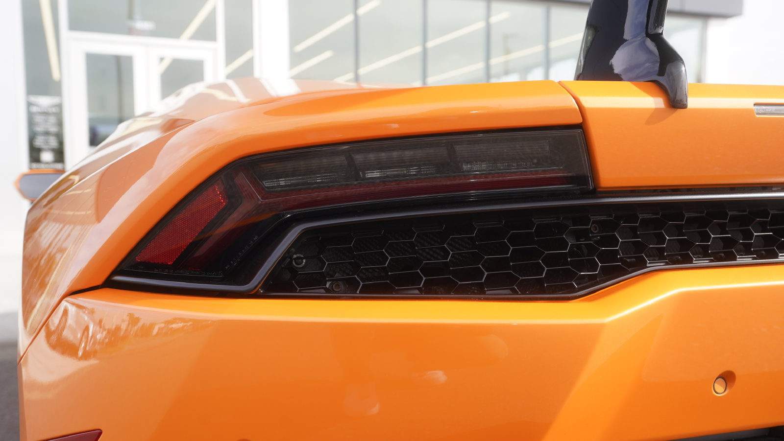 Used 2015 Lamborghini Huracan LP 610-4 AWD/4WD image 14