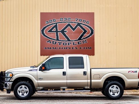 Used 2014 Ford F250 XLT w/ XLT Interior Package image 7