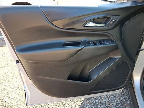 Certified 2021 Chevrolet Equinox LT image 13