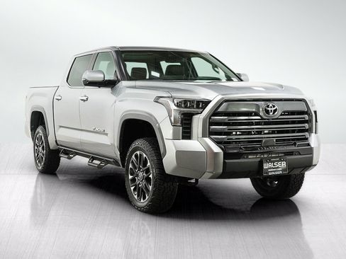 Used 2024 Toyota Tundra Limited AWD/4WD image 7