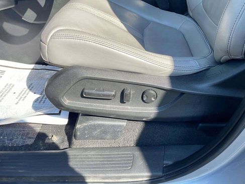 Used 2023 Honda Pilot Touring image 25