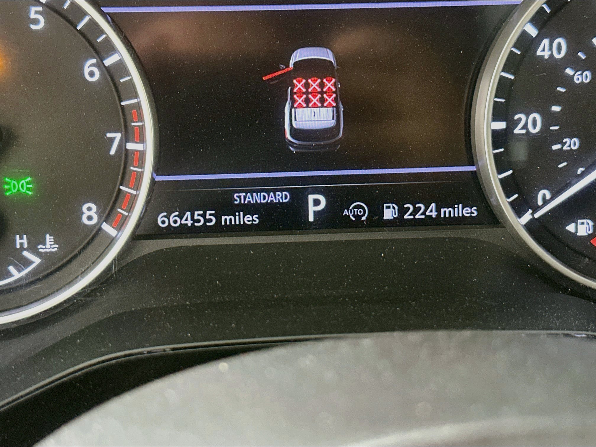 Used 2022 Nissan Pathfinder Platinum w/ Cargo Package FWD image 19
