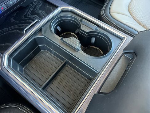 Used 2021 Ford F350 Limited image 26