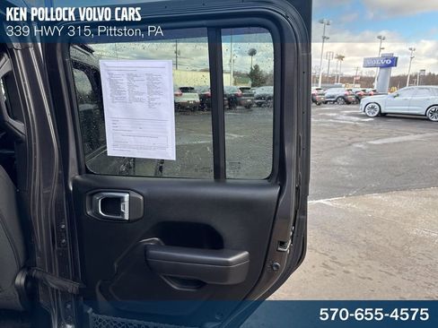 Used 2021 Jeep Wrangler Unlimited Sport image 31