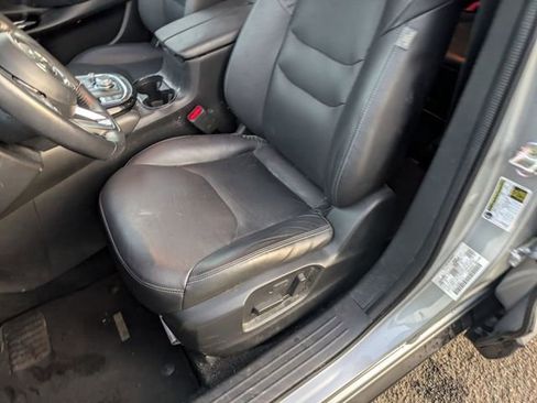 Used 2022 MAZDA CX-9 Touring w/ Touring Premium Package image 16