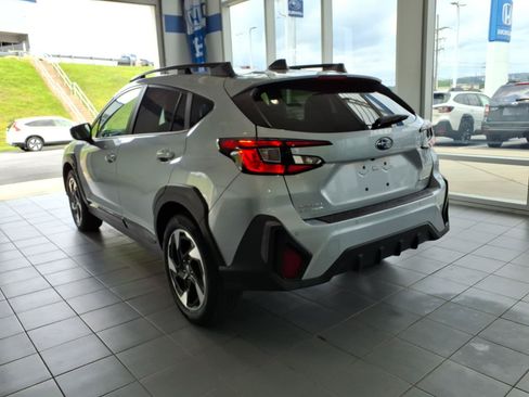 Used 2024 Subaru Crosstrek 2.5i Limited w/ Crosstrek Mirror Package AWD/4WD image 6