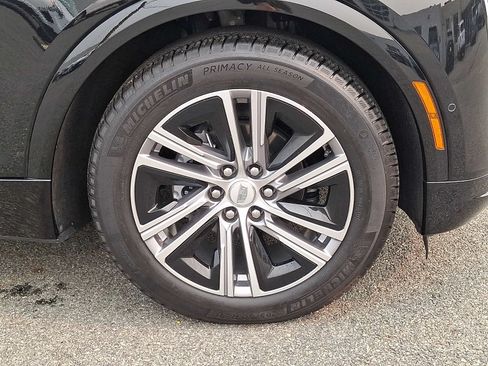 Used 2024 Cadillac Lyriq Luxury AWD/4WD image 8