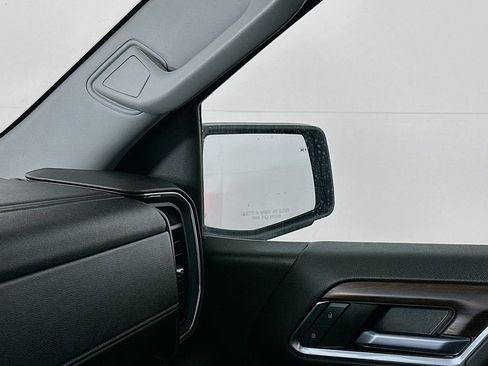 Used 2022 GMC Sierra 1500 SLT w/ SLT Convenience Package image 27