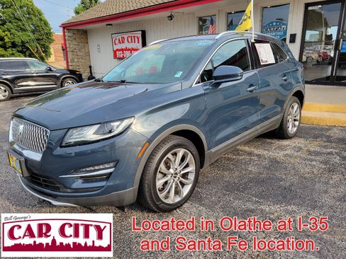 Used 2019 Lincoln MKC Select w/ Select Plus Package AWD/4WD image 1