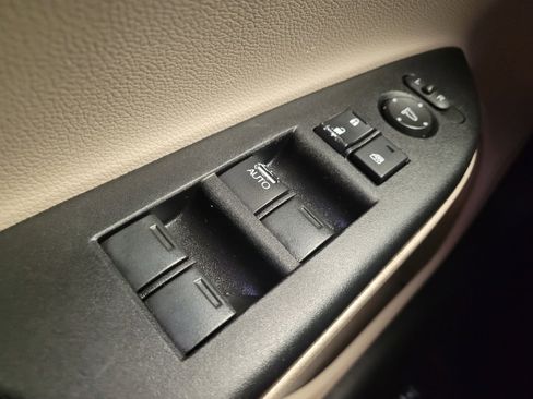 Used 2017 Honda Accord LX image 27