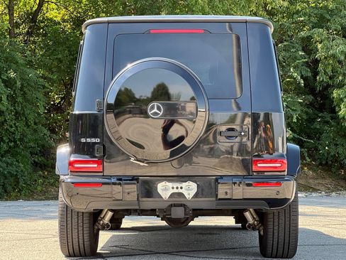 Used 2022 Mercedes-Benz G 550 image 8