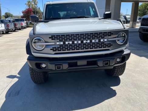 New 2026 Ford Bronco Badlands AWD/4WD image 5