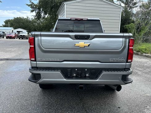 Certified 2025 Chevrolet Silverado 2500 High Country w/ Technology Package AWD/4WD image 5