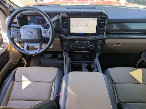 New 2026 Ford F250 Lariat w/ Black Appearance Package image 19