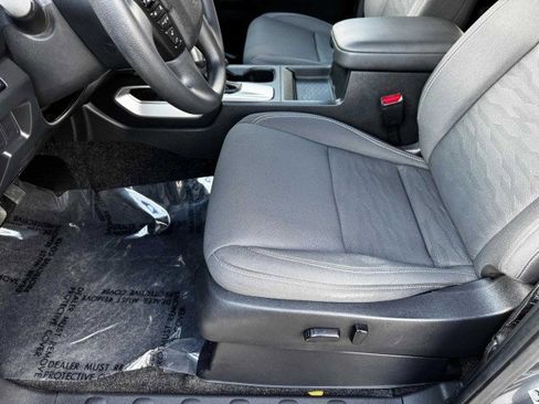 Used 2023 Nissan Frontier SV w/ Technology Package image 16