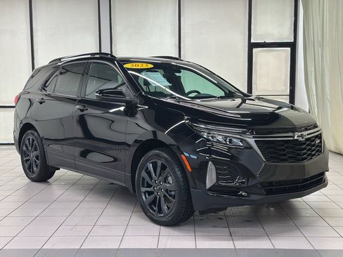 Certified 2023 Chevrolet Equinox RS w/ RS Leather Package image 1