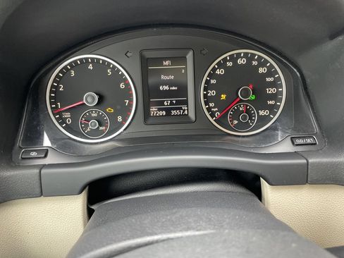 Used 2011 Volkswagen Tiguan S AWD/4WD image 17