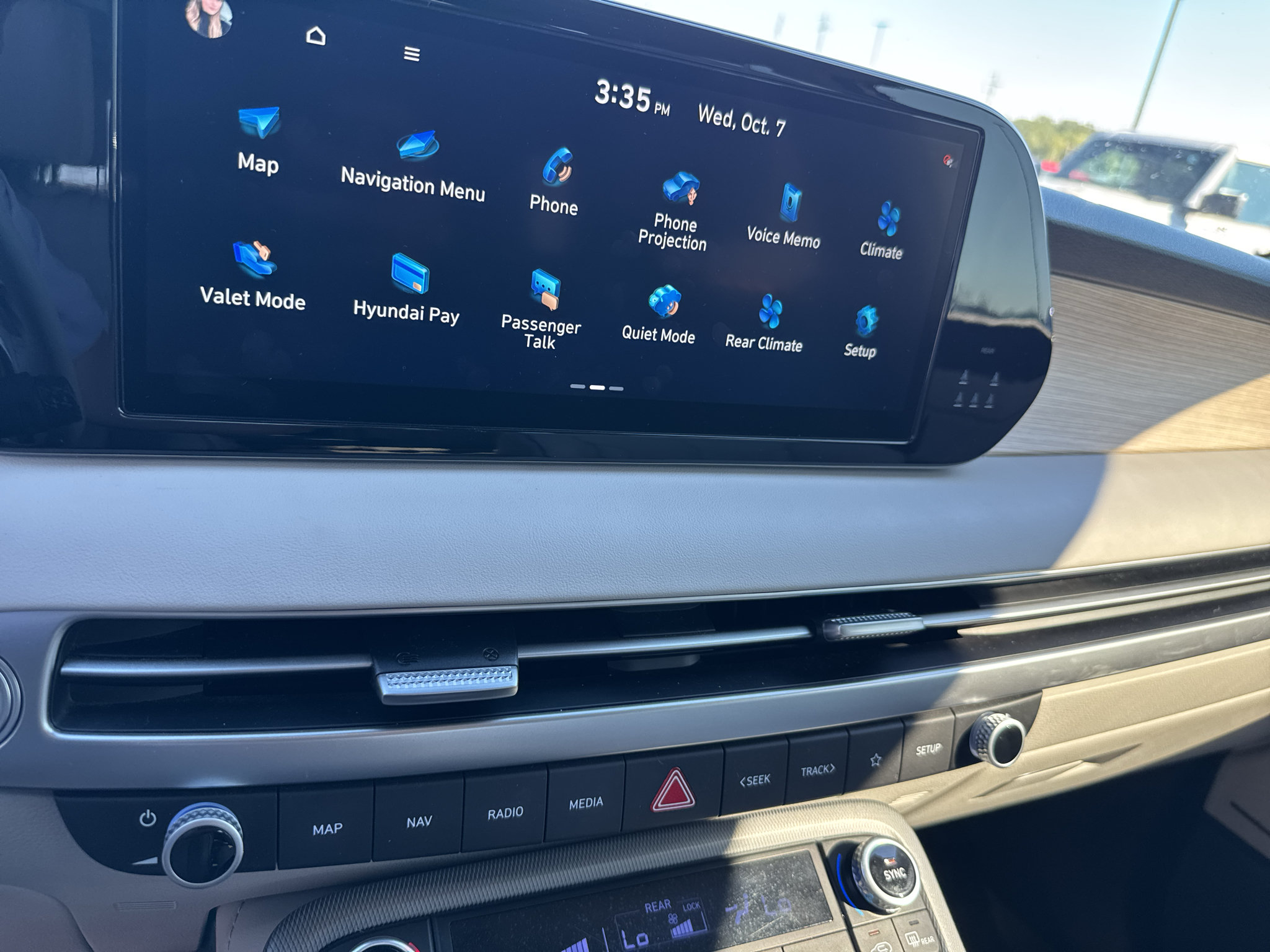 Used 2024 Hyundai Palisade Limited FWD image 17
