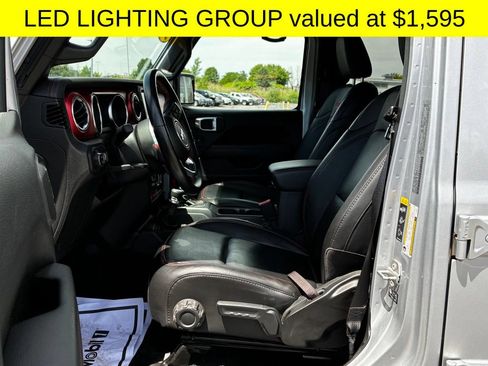 Used 2022 Jeep Gladiator Rubicon w/ LED Lighting Group AWD/4WD image 6