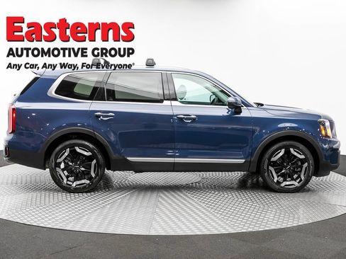 Used 2024 Kia Telluride S w/ S Sunroof Package AWD/4WD image 4