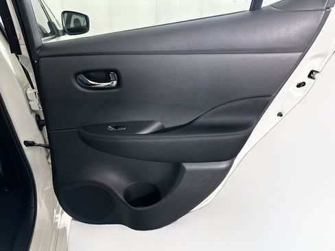 Used 2022 Nissan Leaf S FWD image 28