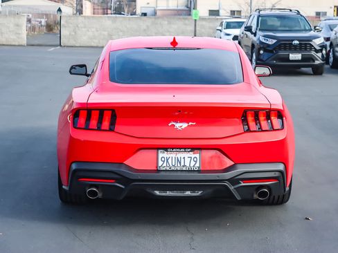 Used 2024 Ford Mustang EcoBoost image 3
