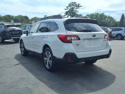 Used 2019 Subaru Outback 2.5i Limited AWD/4WD image 5