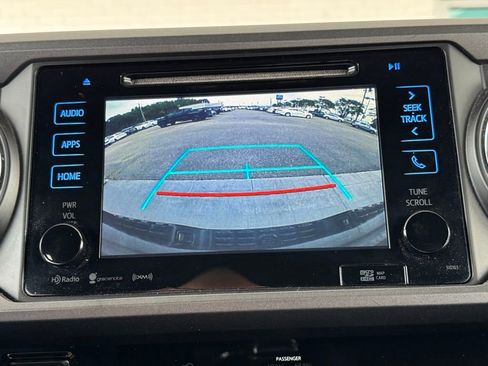 Used 2016 Toyota Tacoma TRD Sport w/ Towing Package RWD image 34