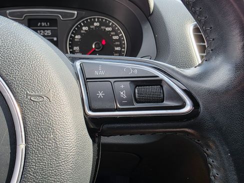 Used 2018 Audi Q3 2.0T Premium w/ Convenience Package image 30