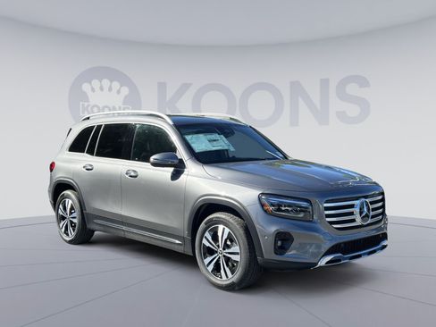 New 2026 Mercedes-Benz GLB 250 4MATIC image 2