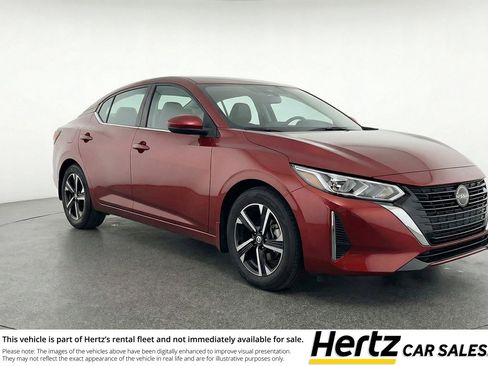 Used 2025 Nissan Sentra SV image 1