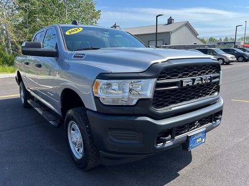 Used 2021 RAM 2500 Tradesman AWD/4WD image 11