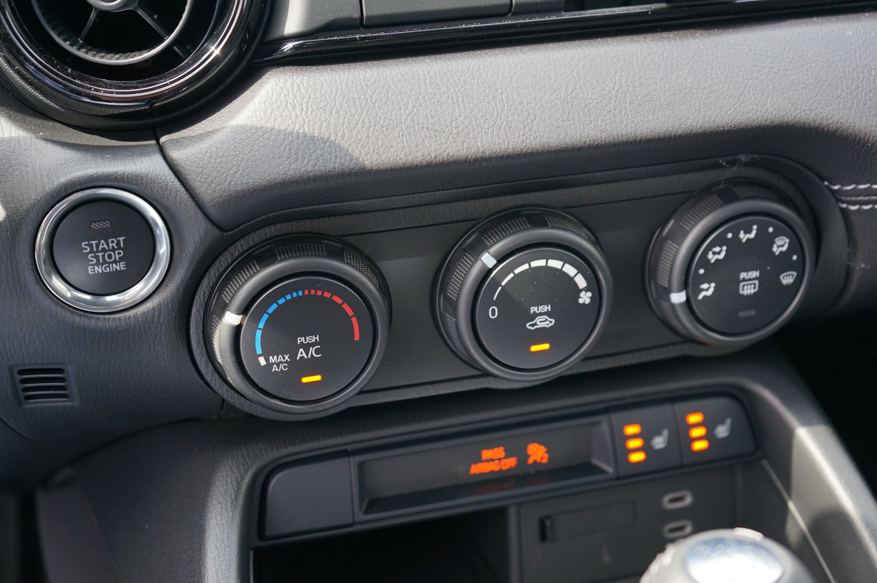 New 2026 MAZDA MX-5 Miata Club w/ Interior Package RWD image 21