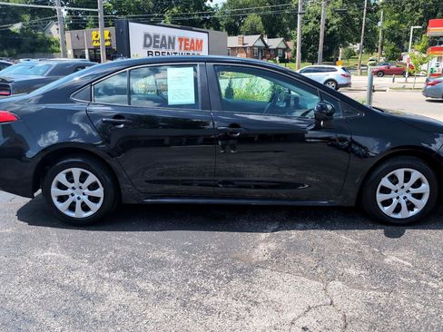Used 2024 Toyota Corolla LE image 11
