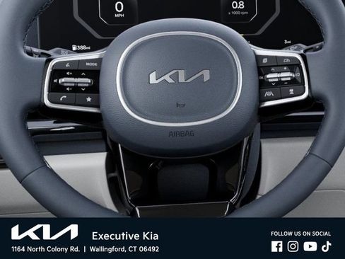 New 2026 Kia Carnival SX Prestige FWD image 22