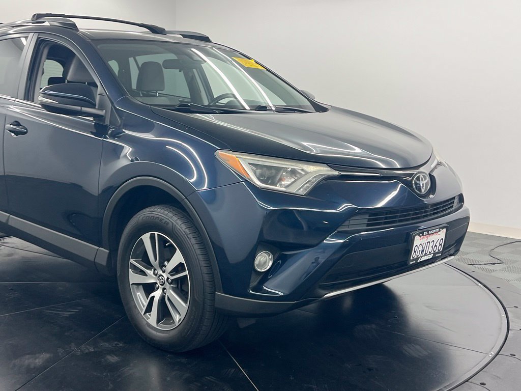 Used 2018 Toyota RAV4 XLE FWD image 8