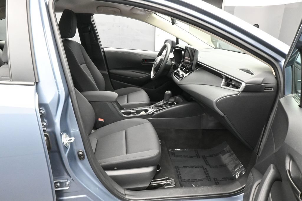 Used 2024 Toyota Corolla LE FWD image 34