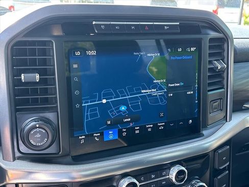 Used 2024 Ford F150 Lariat AWD/4WD image 31