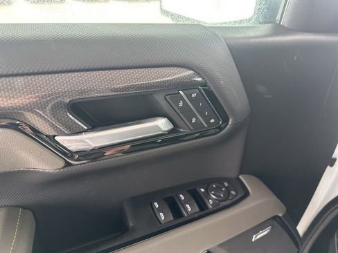 New 2026 Chevrolet Silverado 1500 ZR2 AWD/4WD image 23
