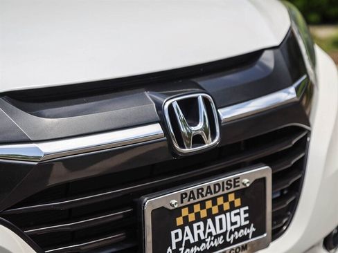 Used 2017 Honda HR-V EX image 10