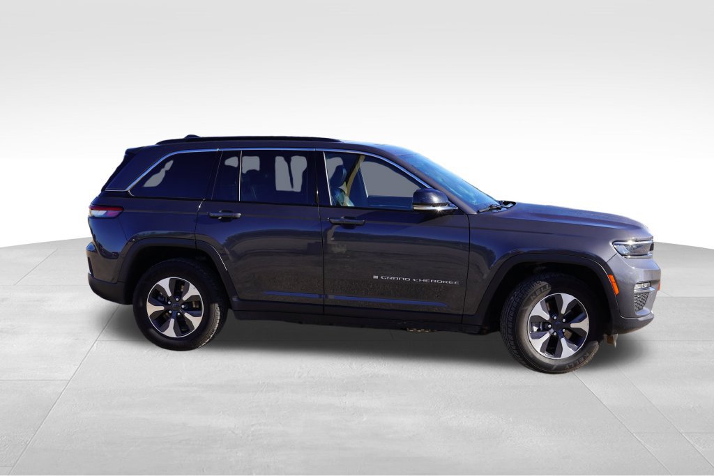 Used 2024 Jeep Grand Cherokee Limited 4xe AWD/4WD image 3