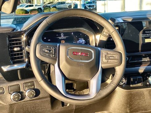 New 2026 GMC Sierra 1500 SLE w/ Preferred Package RWD image 19
