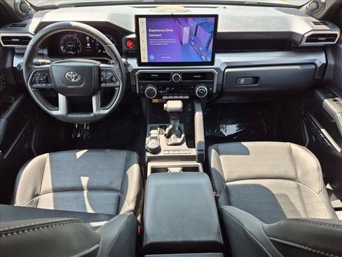 Used 2025 Toyota 4Runner TRD Off-Road Premium w/ Tow Technology Package AWD/4WD image 18