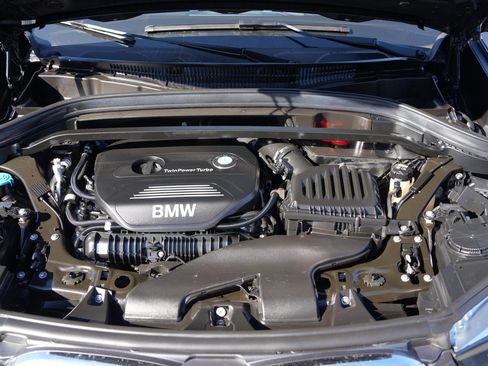 Used 2019 BMW X1 sDrive28i image 8