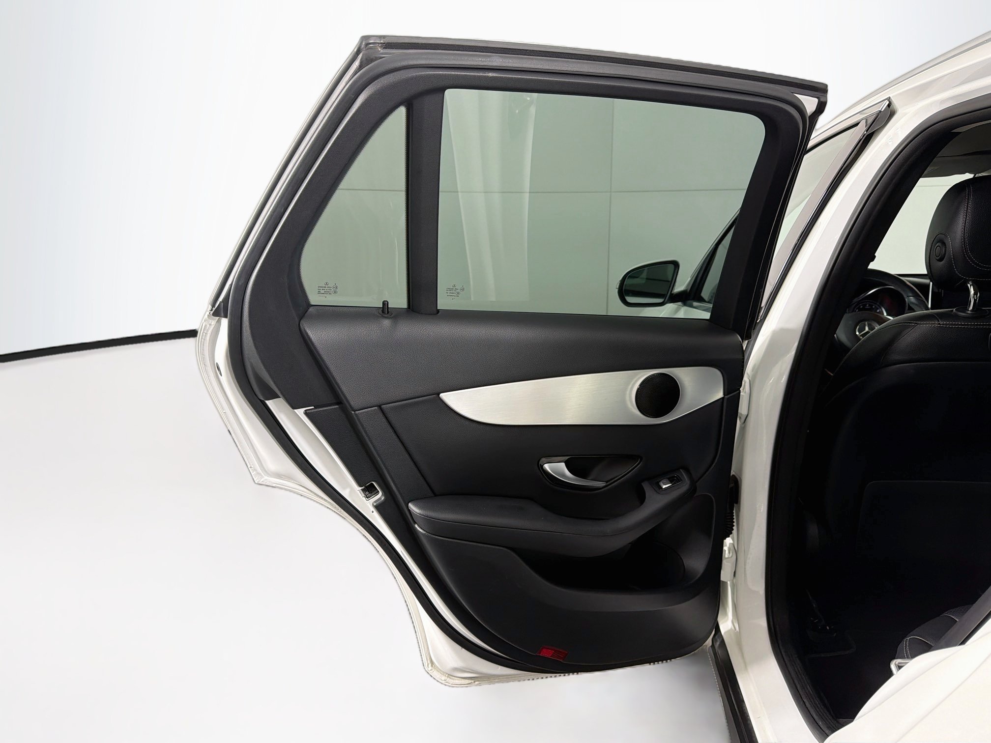 Used 2019 Mercedes-Benz GLC 300 image 25