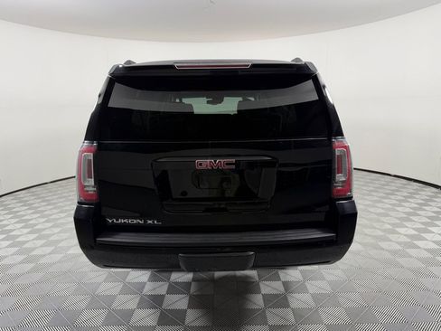 Used 2020 GMC Yukon XL SLT w/ Open Road Package AWD/4WD image 6